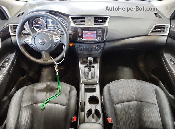 3N1AB7AP5GY240120 2016 NISSAN SENTRA Серебряный Вид панели приборов