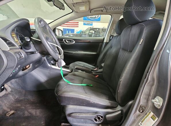 3N1AB7AP5GY240120 2016 NISSAN SENTRA Серебряный Вид салона спереди