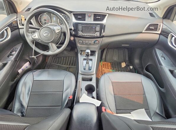 3N1AB7AP5HL696987 2017 NISSAN SENTRA Серый Вид панели приборов