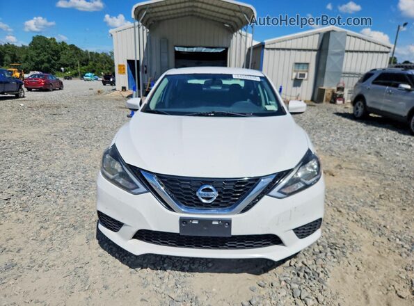 3N1AB7AP5HY227191 2017 NISSAN SENTRA White Widok z przodu