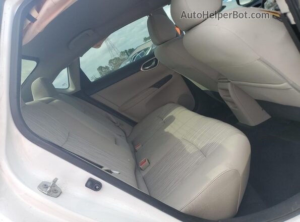 3N1AB7AP5HY277783 2017 NISSAN SENTRA White Vista de los asientos traseros