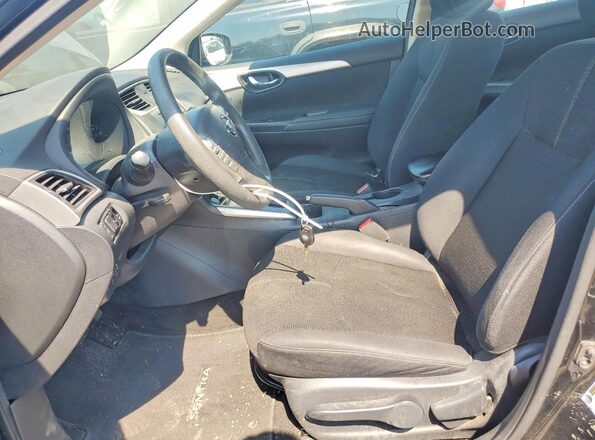 3N1AB7AP5HY278092 2017 NISSAN SENTRA Черный Вид салона спереди