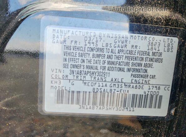 3N1AB7AP5HY302911 2017 NISSAN SENTRA Black Widok komory silnika