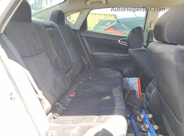 3N1AB7AP5HY337772 2017 NISSAN SENTRA White Вид задніх сидінь