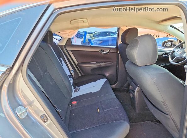 3N1AB7AP5JY227701 2018 NISSAN SENTRA Gray Rear seats view