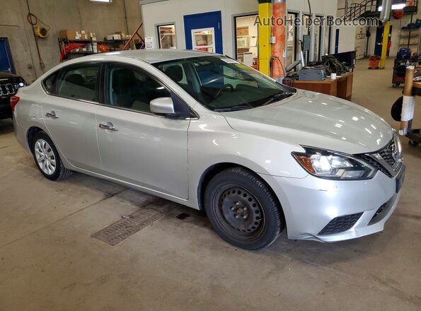 3N1AB7AP5JY228346 2018 NISSAN SENTRA Silver Front right