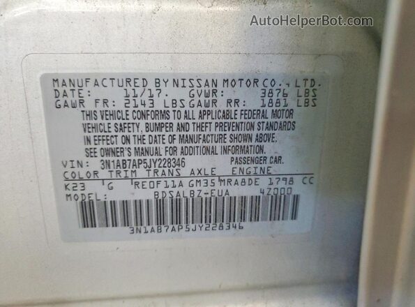 3N1AB7AP5JY228346 2018 NISSAN SENTRA Silver Engine compartment view