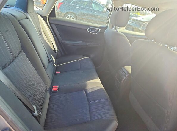 3N1AB7AP5JY254526 2018 NISSAN SENTRA Серый Вид задних сидений