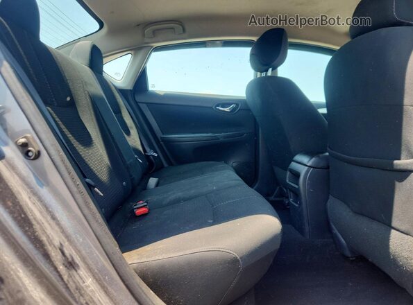 3N1AB7AP5JY306785 2018 NISSAN SENTRA Серебряный Вид задних сидений