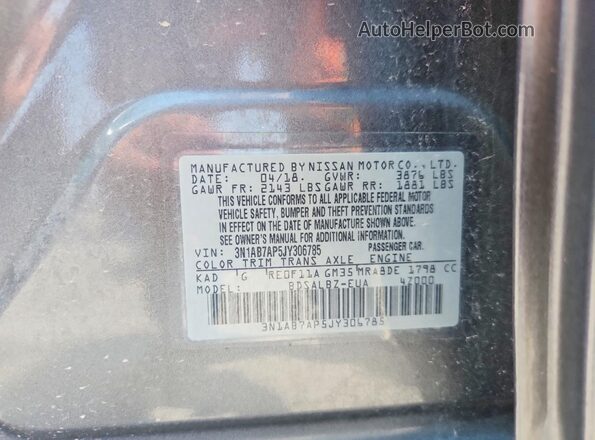 3N1AB7AP5JY306785 2018 NISSAN SENTRA Серебряный Вид подкапотного пространства