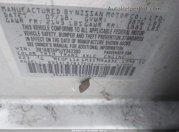 3N1AB7AP5JY342380 2018 NISSAN SENTRA Серебряный Вид подкапотного пространства