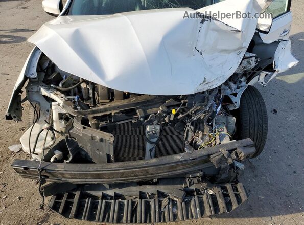 3N1AB7AP5KY215629 2019 NISSAN SENTRA White Vista interior trasera