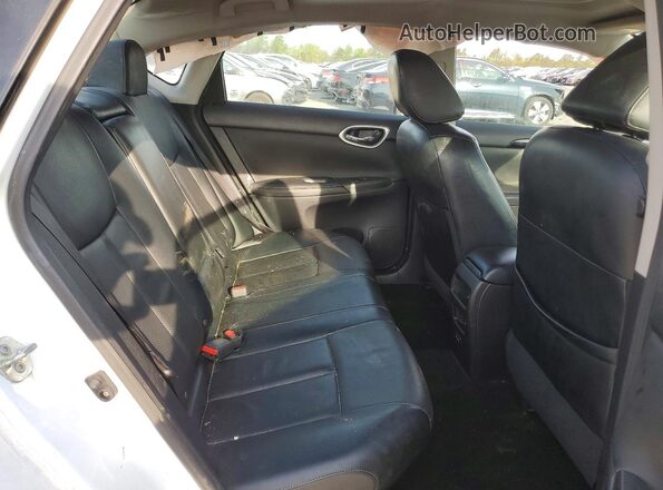 3N1AB7AP5KY215629 2019 NISSAN SENTRA White Vista de los asientos traseros