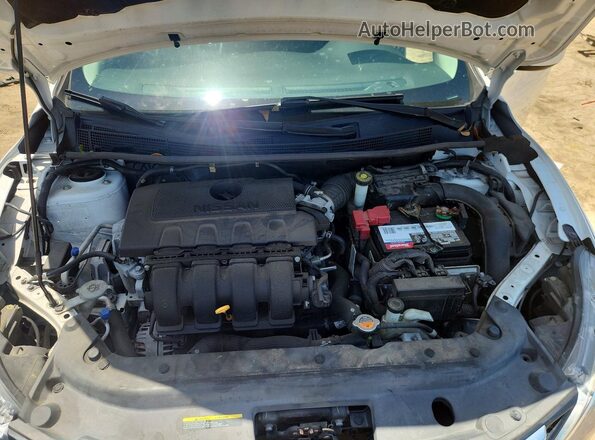 3N1AB7AP5KY258139 2019 NISSAN SENTRA White Vista interior trasera