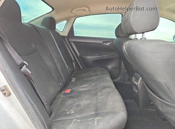 3N1AB7AP5KY297538 2019 NISSAN SENTRA Silver უკანა სავარძლების ხედი