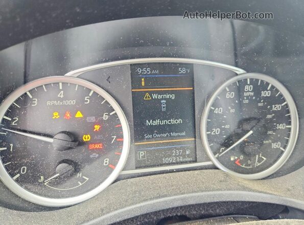 3N1AB7AP5KY416009 2019 NISSAN SENTRA Silver Vista del cuadro de instrumentos