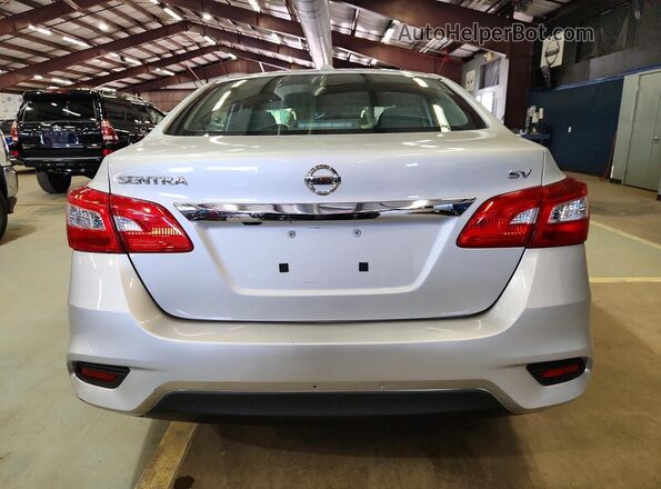 3N1AB7AP5KY432548 2019 NISSAN SENTRA Серебряный Вид сзади