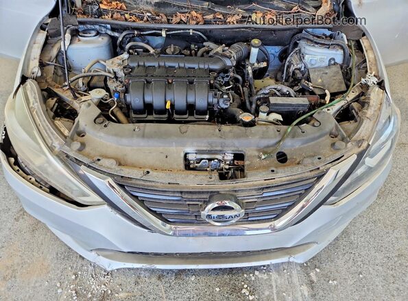 3N1AB7AP6GL665682 2016 NISSAN SENTRA Silver Rear interior view
