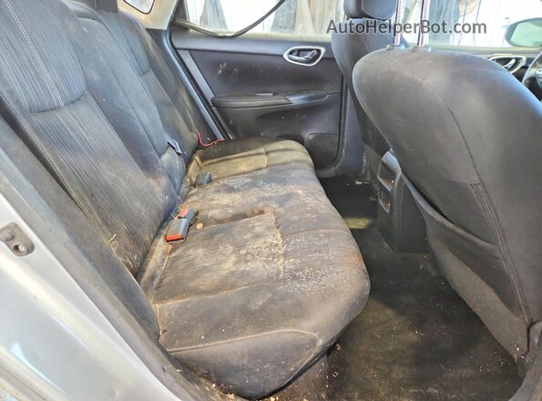 3N1AB7AP6GL665682 2016 NISSAN SENTRA Silver Rear seats view