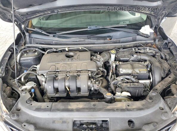 3N1AB7AP6HL665022 2017 NISSAN SENTRA Silver Widok wnętrza z tyłu