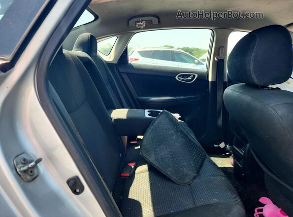 3N1AB7AP6HY281003 2017 NISSAN SENTRA Silver Հետևի նստատեղերի տեսք