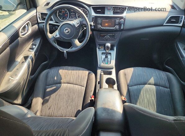 3N1AB7AP6JL618188 2018 NISSAN SENTRA Gray Вид панелі приладів