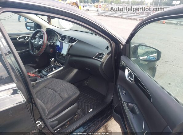 3N1AB7AP6JL634763 2018 NISSAN SENTRA Black Вид салону спереду
