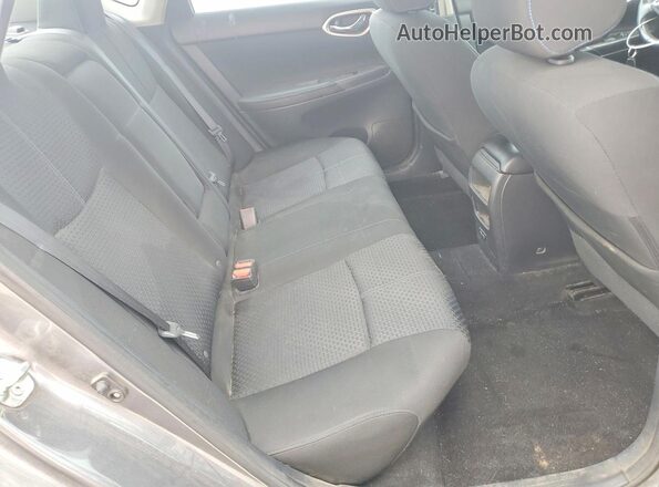 3N1AB7AP6JY262070 2018 NISSAN SENTRA Серый Вид задних сидений