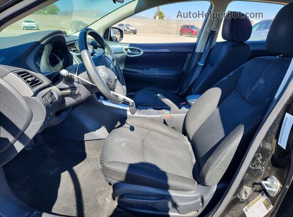 3N1AB7AP6JY273179 2018 NISSAN SENTRA Black Widok wnętrza z przodu