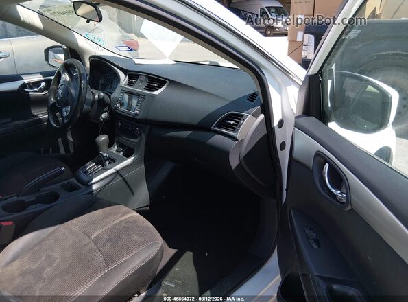 3N1AB7AP6JY297627 2018 NISSAN SENTRA White Vista interior delantera