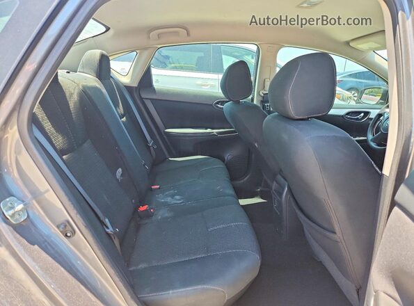 3N1AB7AP6JY344221 2018 NISSAN SENTRA Silver უკანა სავარძლების ხედი