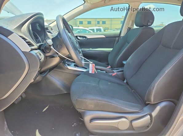 3N1AB7AP6JY344221 2018 NISSAN SENTRA Silver წინა სალონის ხედი