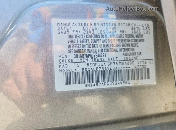 3N1AB7AP6JY344221 2018 NISSAN SENTRA Silver ძრავის განყოფილების ხედი