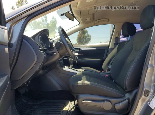 3N1AB7AP6KY236294 2019 NISSAN SENTRA Gray Widok wnętrza z przodu