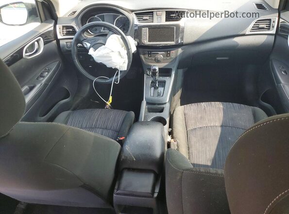 3N1AB7AP6KY279517 2019 NISSAN SENTRA Белый Вид панели приборов