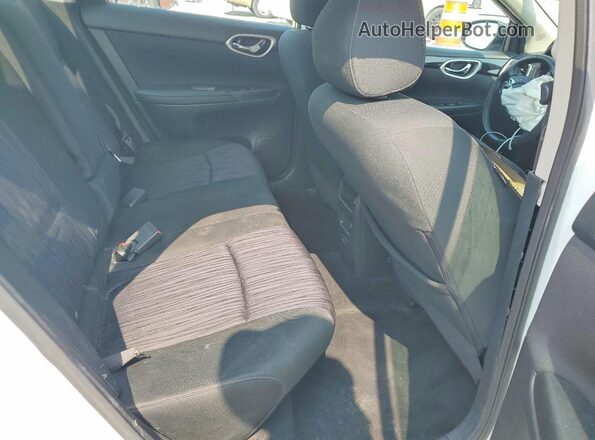 3N1AB7AP6KY279517 2019 NISSAN SENTRA Белый Вид задних сидений