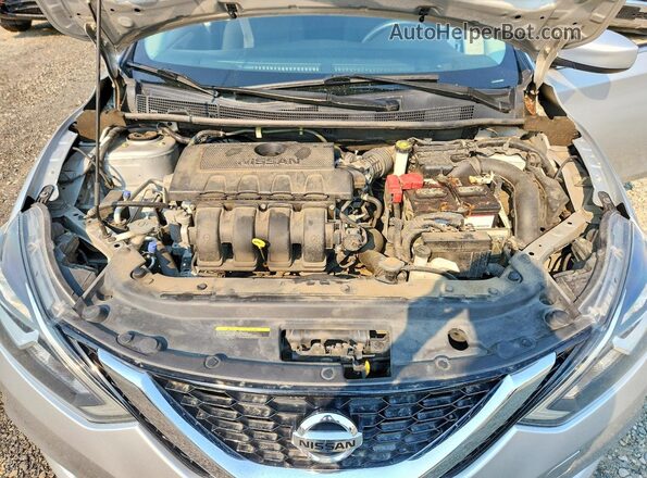 3N1AB7AP6KY366320 2019 NISSAN SENTRA Silver Vista interior trasera