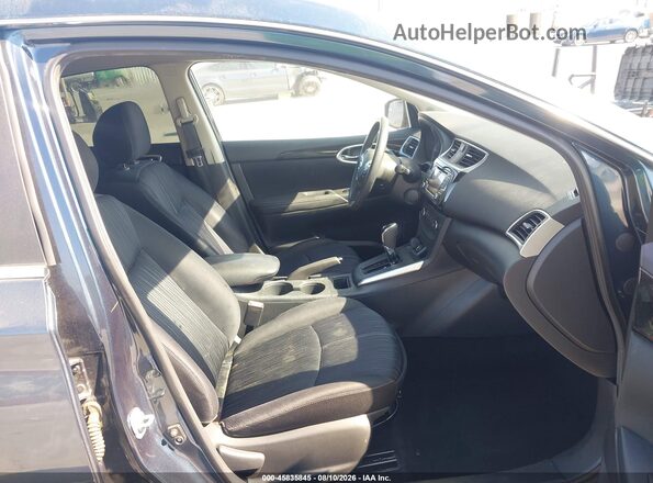 3N1AB7AP7GL648972 2016 NISSAN SENTRA  Вид салона спереди