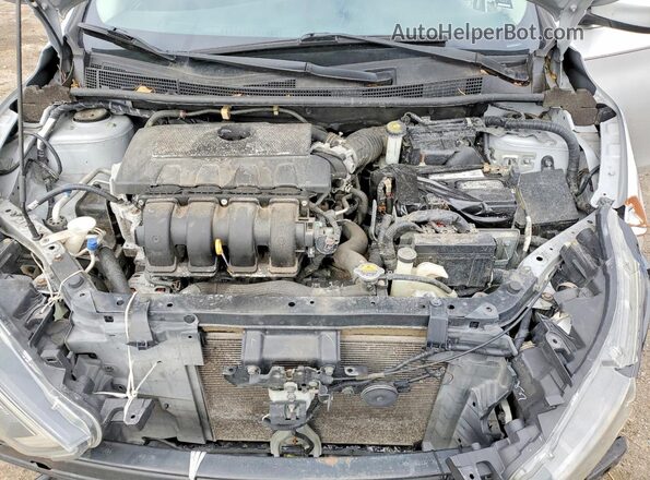 3N1AB7AP7GL667778 2016 NISSAN SENTRA Silver Vista interior trasera