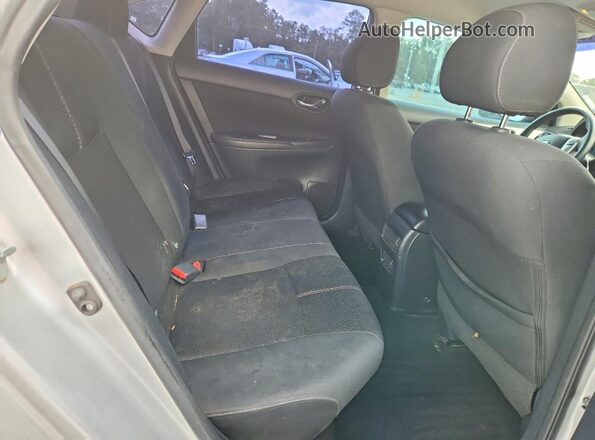 3N1AB7AP7GY273393 2016 NISSAN SENTRA Silver Rear seats view
