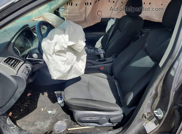 3N1AB7AP7GY332703 2016 NISSAN SENTRA Gray Front interior view