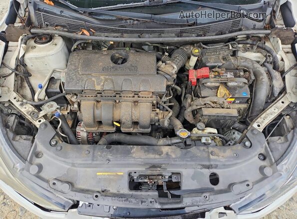 3N1AB7AP7HY333125 2017 NISSAN SENTRA White Rear interior view