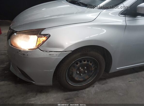 3N1AB7AP7HY404937 2017 NISSAN SENTRA Silver Widok z przodu