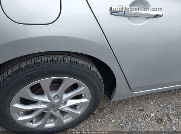 3N1AB7AP7JY215923 2018 NISSAN SENTRA Silver 