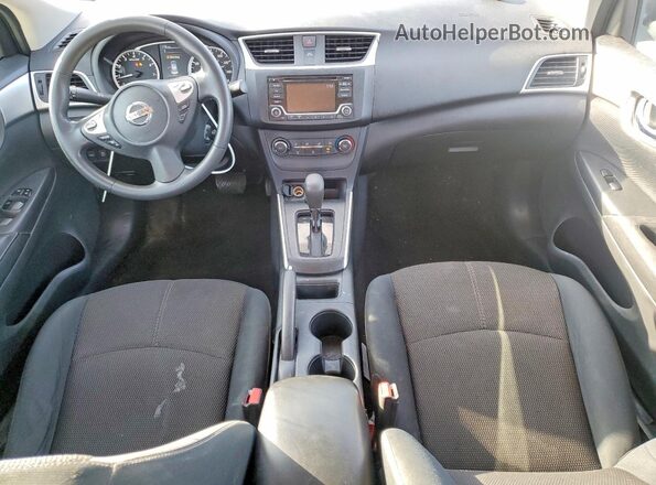 3N1AB7AP7JY217140 2018 NISSAN SENTRA White Вид панелі приладів