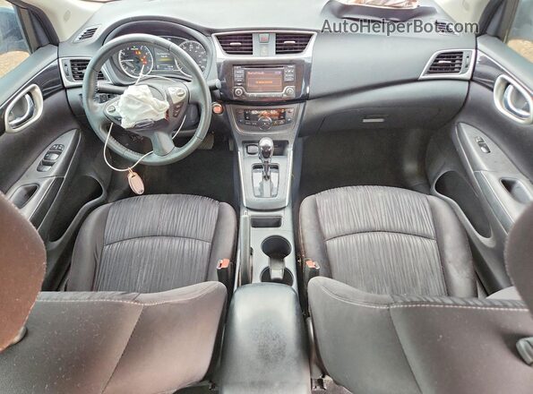3N1AB7AP7JY220295 2018 NISSAN SENTRA Серебряный Вид панели приборов