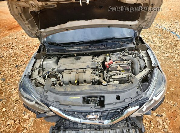 3N1AB7AP7JY220295 2018 NISSAN SENTRA Серебряный Вид задней части салона