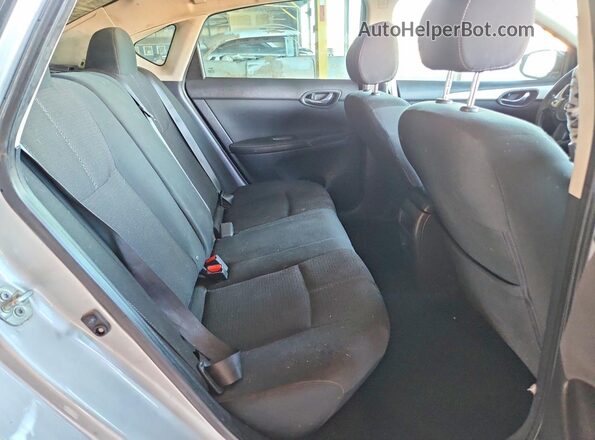 3N1AB7AP7JY241101 2018 NISSAN SENTRA Silver უკანა სავარძლების ხედი