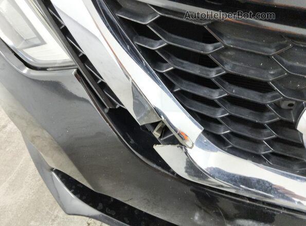 3N1AB7AP7JY250977 2018 NISSAN SENTRA Black 