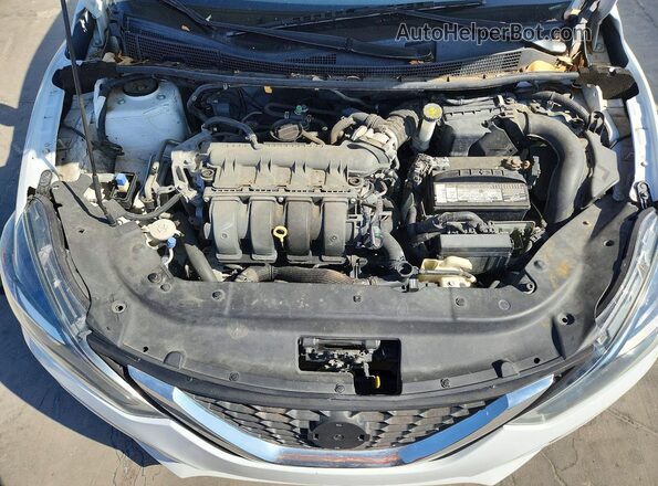 3N1AB7AP7JY325192 2018 NISSAN SENTRA White Rear interior view
